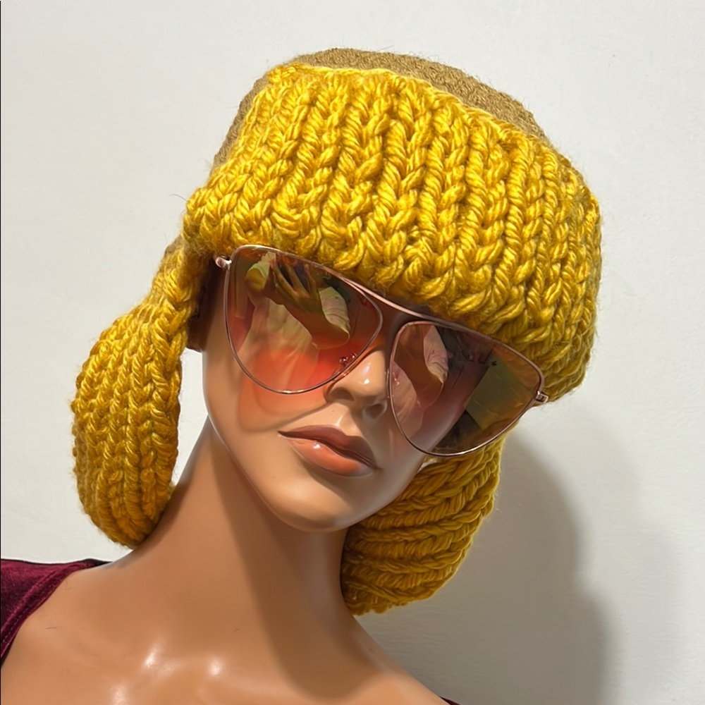 Chunky Knit Yellow Beanie with Aviator Sunglasses